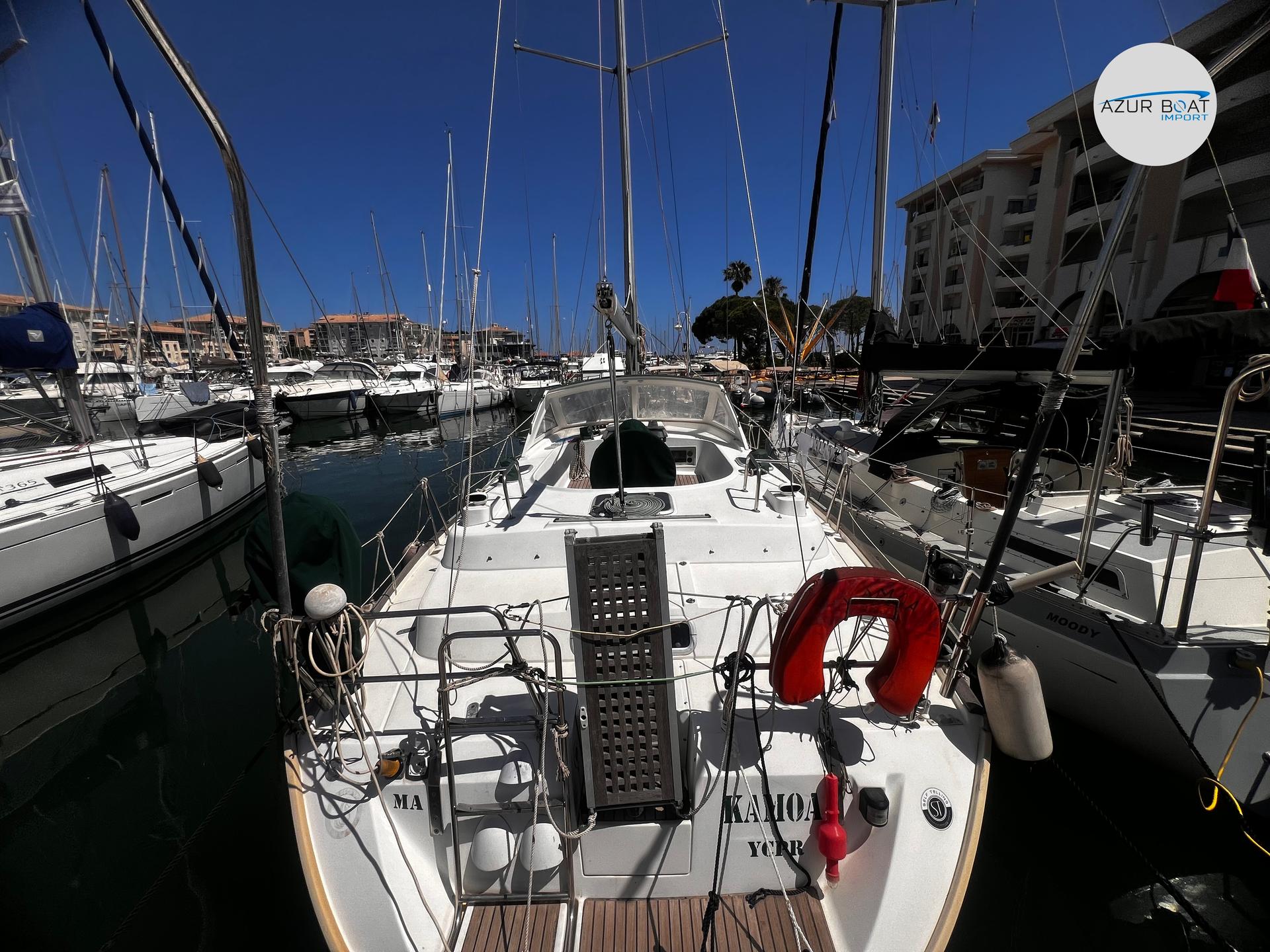 slider 3 Beneteau Oceanis 36 CC